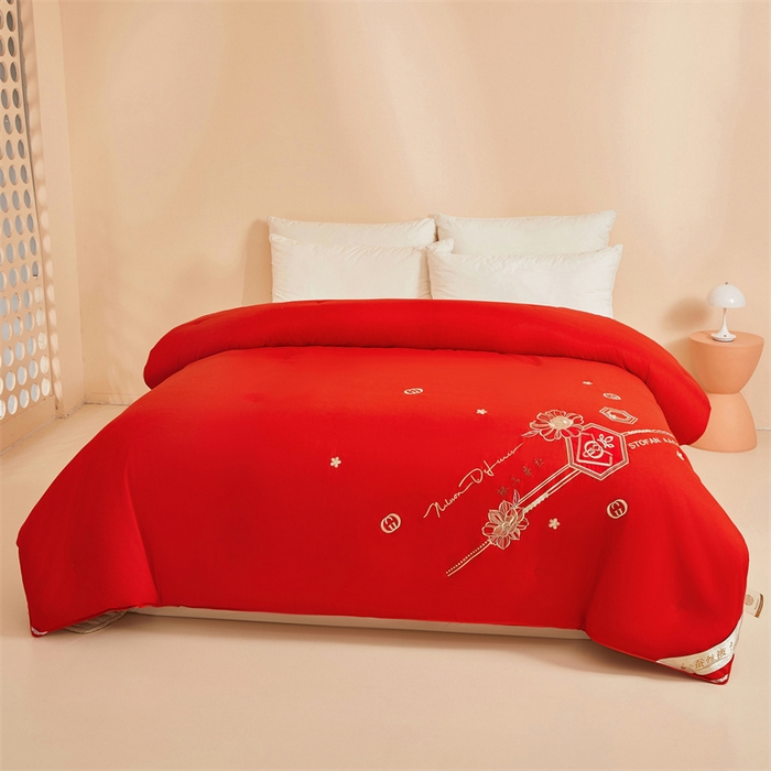 91家纺网 家纺一手货源 找家纺 美伦美 2024新款臻品 臻品红