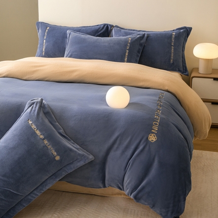 花愿（原花纪） 2025新款牛奶绒撞色刺绣四件套—泽西 幸福蓝+香槟色