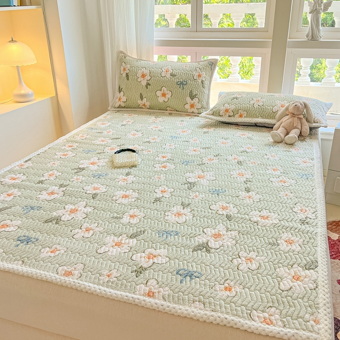 91家纺网 家纺一手货源 找家纺 川悦生活 2024新款A类印花雪花绒床垫加厚绒保暖床护垫 床垫泡芙小兔