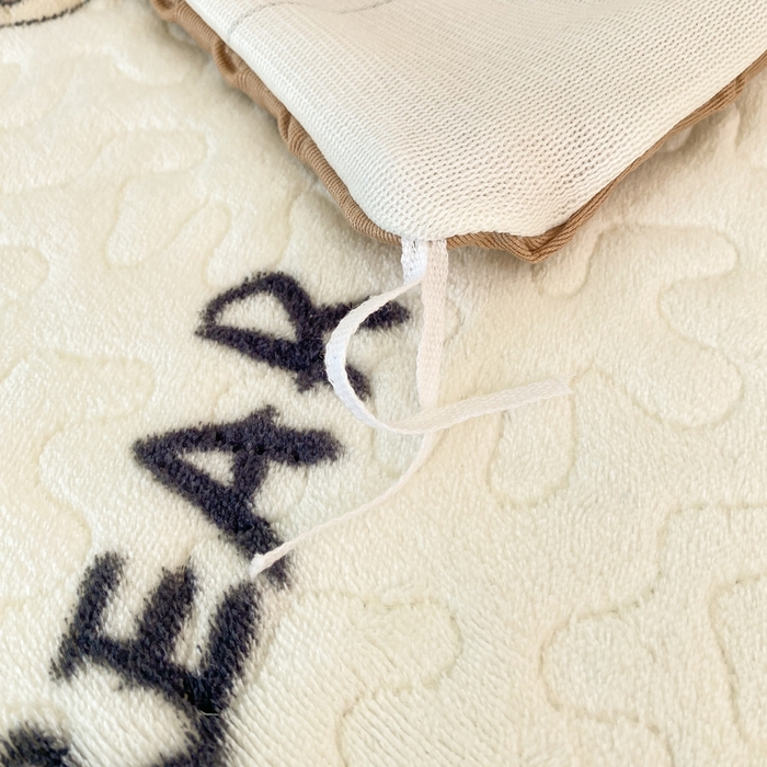 91家纺网 家纺一手货源 找家纺 赫梵茜 2024新款高克重安抚豆豆被套牛奶绒夹棉床盖四件套 布偶熊