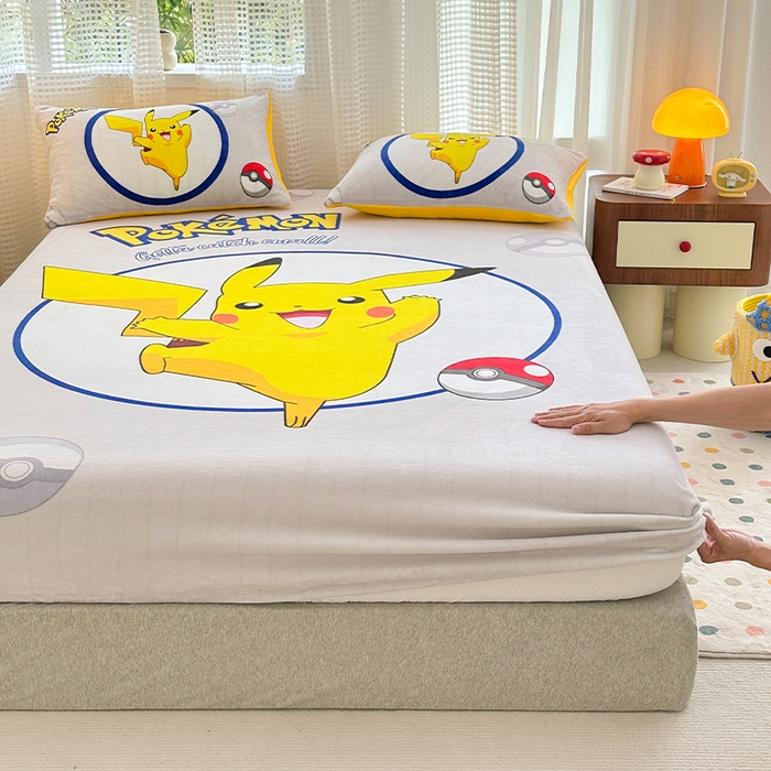 91家纺网 家纺一手货源 找家纺 ds生活馆 2026新款大版数码印花牛奶绒单床笠 宝可梦