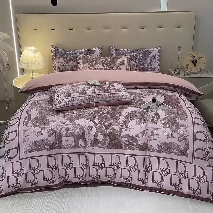 91家纺网 家纺一手货源 找家纺 花沐家居 2024新款亲肤云朵棉四件套加厚印花高克重磨毛四件套直播爆款 粉迪