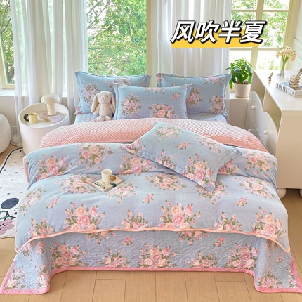 91家纺网 家纺一手货源 找家纺 总 赫梵茜 2024新款高克重安抚豆豆被套牛奶绒夹棉床盖四件套 