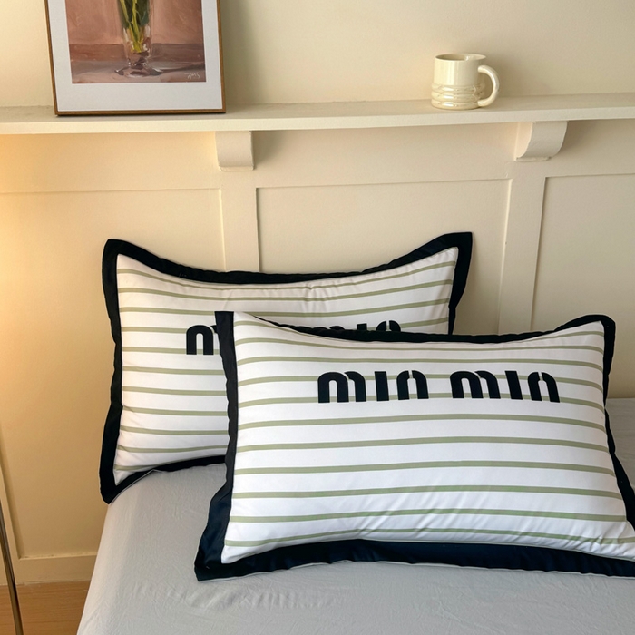 91家纺网 家纺一手货源 找家纺 花沐家居 2024新款亲肤云朵棉四件套加厚印花高克重磨毛四件套直播爆款 条纹绿