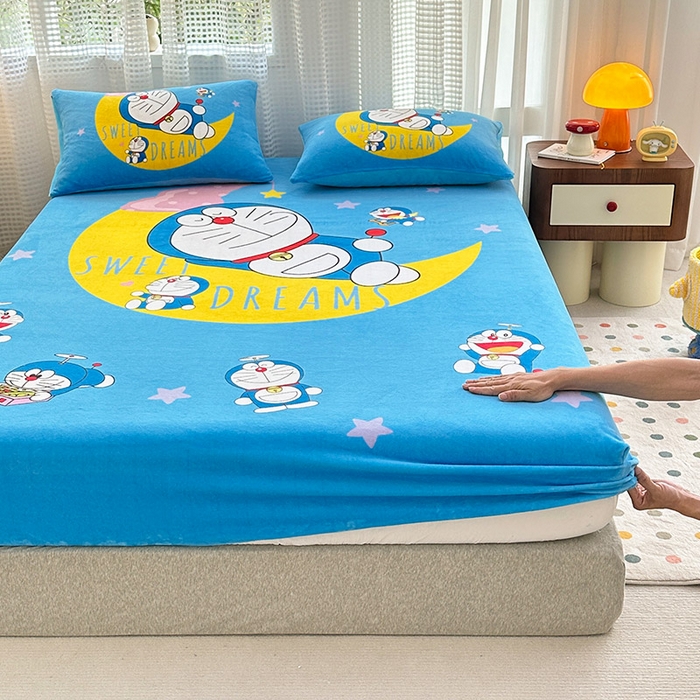 91家纺网 家纺一手货源 找家纺 ds生活馆 2026新款大版数码印花牛奶绒单床笠 晚安叮当