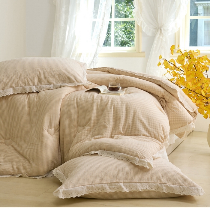 91家纺网 家纺一手货源 找家纺 久典家居 2024新款A类全棉色织水洗棉花边款大豆被 糖果卡其