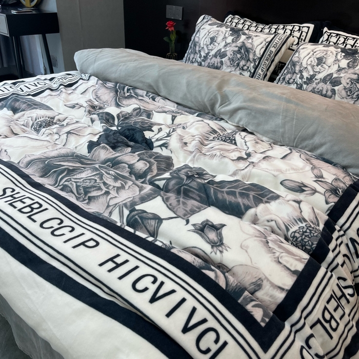 91家纺网 家纺一手货源 找家纺 2024新款大版数码印花四件套高克重双面加厚牛奶绒四件套 大花