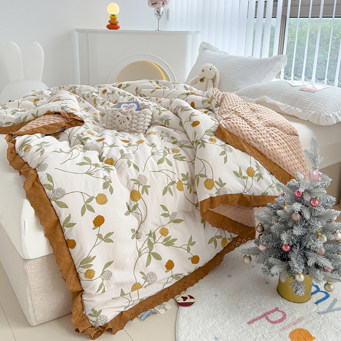 91家纺网 家纺一手货源 找家纺 芯恋 2025款提花韩版花边豆豆冬被被子春秋被芯大豆被豆豆被花枝乱颤