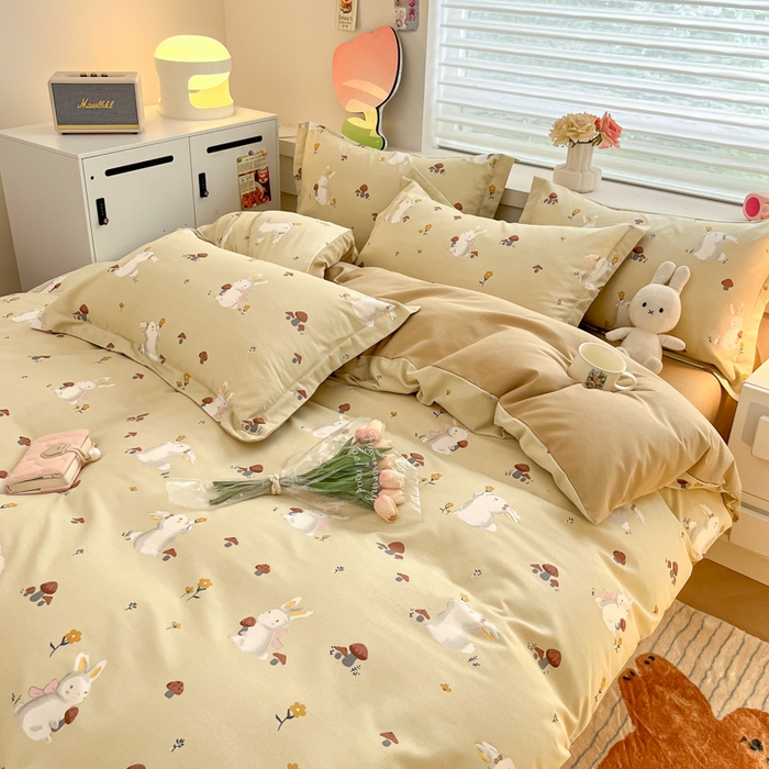 91家纺网 家纺一手货源 找家纺 慕尚家纺 2025新款原棉磨毛四件套单被套系列-四件套 蘑菇小兔