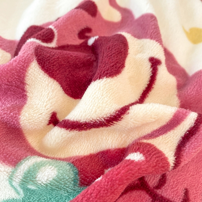 91家纺网 家纺一手货源 找家纺 赫梵茜 2024新款高克重安抚豆豆被套牛奶绒夹棉床盖四件套 甜心熊