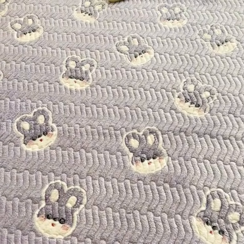 91家纺网 家纺一手货源 找家纺 川悦生活 2024新款A类印花雪花绒床垫加厚绒保暖床护垫 床垫妮娜兔