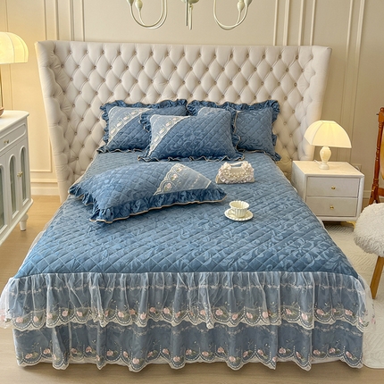 网红馆（ck家纺） 2025新款高克重天鹅绒刺绣床裙三件套-花语秘境 花语秘境-繁星蓝