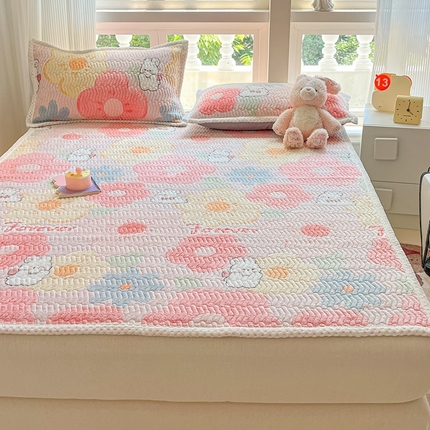 91家纺网 家纺一手货源 找家纺 川悦生活 2024新款A类印花雪花绒床垫加厚绒保暖床护垫 床垫甜心花田