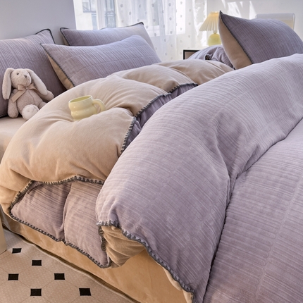 晚依家纺 2024新款230g纯色立体雕花牛奶绒四件套贝壳边加厚保暖定制定做 香榭格调-紫