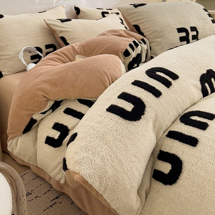 91家纺网 家纺一手货源 找家纺 （总）2024秋冬新款舒棉绒提花牛奶绒四件套