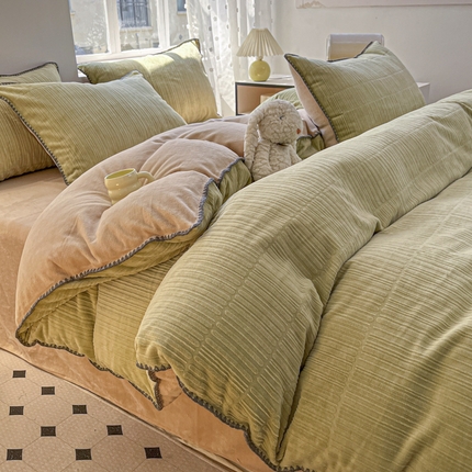 晚依家纺 2024新款230g纯色立体雕花牛奶绒四件套贝壳边加厚保暖定制定做 香榭格调-果茶绿