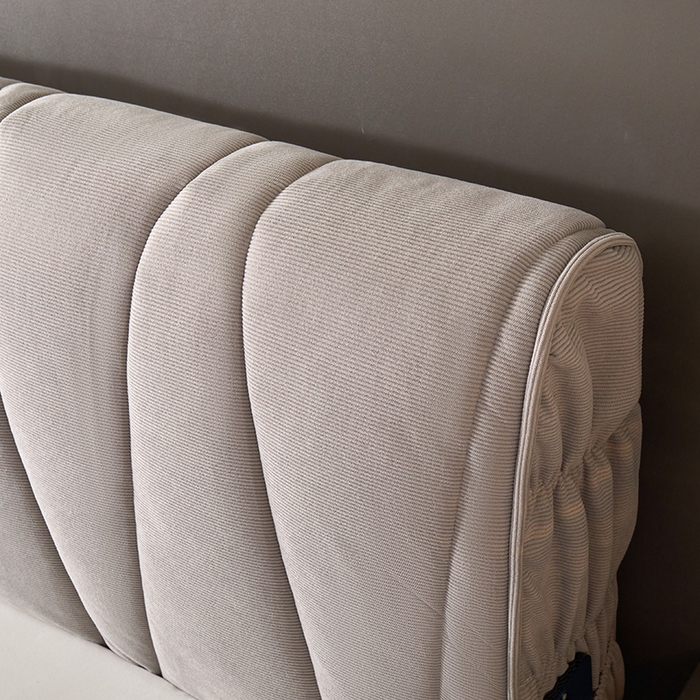 91家纺网 家纺一手货源 找家纺 情恒家纺 2025新款抽条牛奶绒斜线款床头罩大靠背靠垫 时尚灰