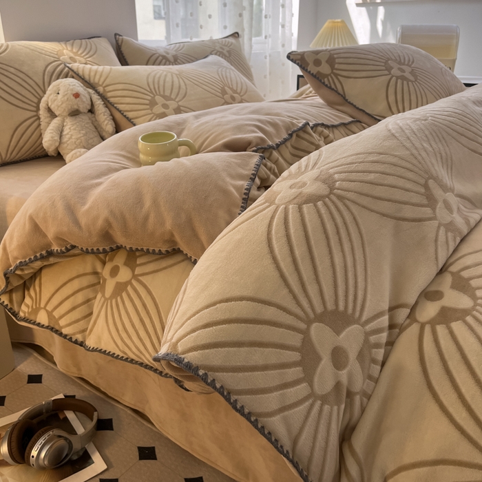 91家纺网 家纺一手货源 找家纺 晚依家纺 2024新款230g全消光牛奶绒四件套 新泽西-米咖