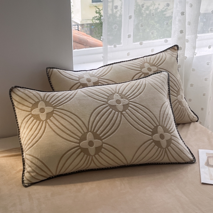 91家纺网 家纺一手货源 找家纺 晚依家纺 2024新款230g全消光牛奶绒四件套 新泽西-米咖