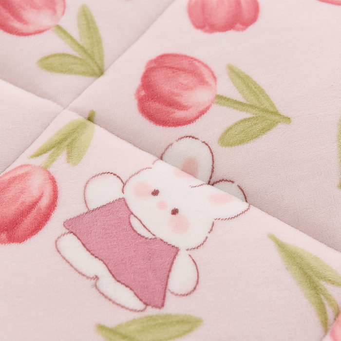 91家纺网 家纺一手货源 找家纺 富威堡家纺 2025新款高克重牛奶绒棉花床垫系列 花仙兔