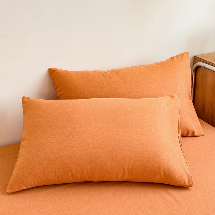 91家纺网 家纺一手货源 找家纺 芃成家纺 2024新款原棉加厚生态磨毛单枕套 南瓜色