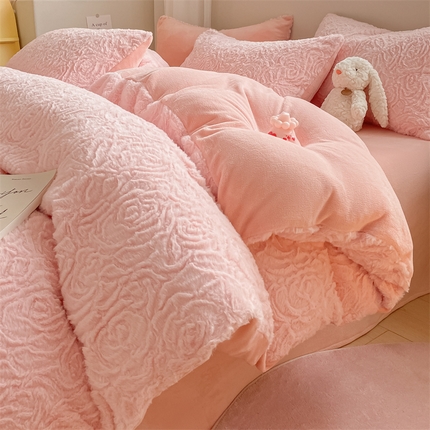 91家纺网 家纺一手货源 找家纺 （总）名兮家居 2024新款高克重兔毛绒牛奶绒四件套