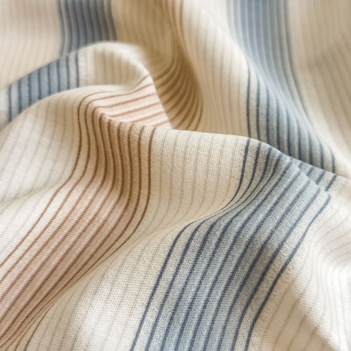 91家纺网 家纺一手货源 找家纺 芃成家纺 2024新款原棉加厚生态磨毛单枕套 气质细条