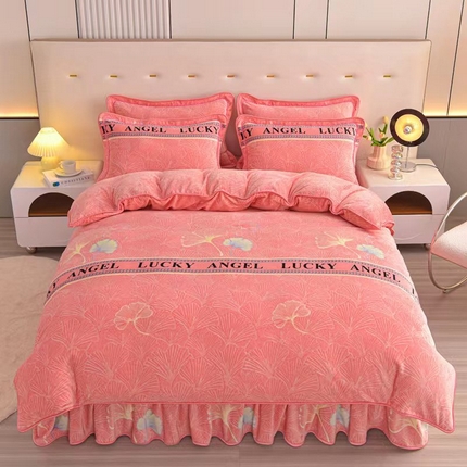 91家纺网 家纺一手货源 找家纺 （总）绒宴2025新230克特厚款印花牛奶绒被套法莱绒金貂被套单件