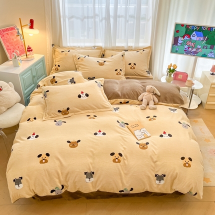 2025新款田园花卉类印花牛奶绒被套单件 开心狗