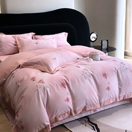 91家纺网 家纺一手货源 找家纺 薏思家纺 2025新款磨毛大飞边工艺四件套-海棠依旧系列爱意随风-粉