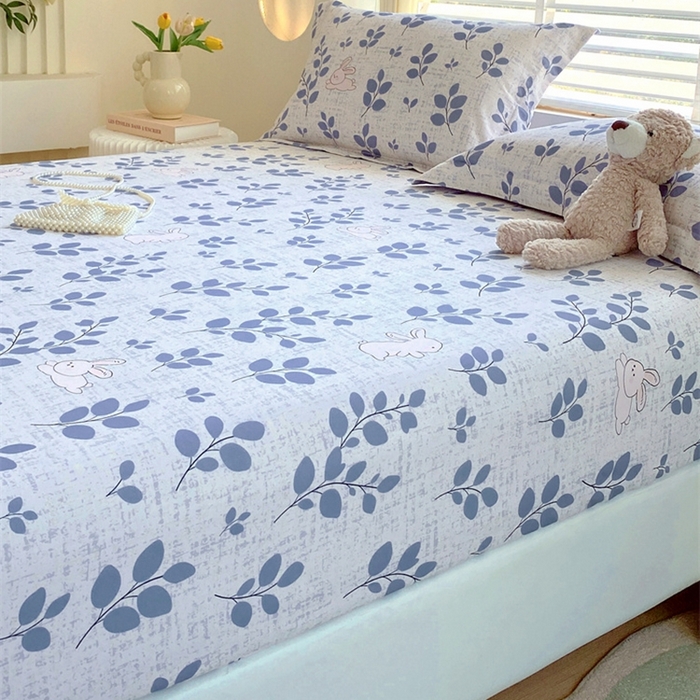 91家纺网 家纺一手货源 找家纺 凯磊 2024新款AB版.生态磨毛印花系列单床笠 蓝枝小兔