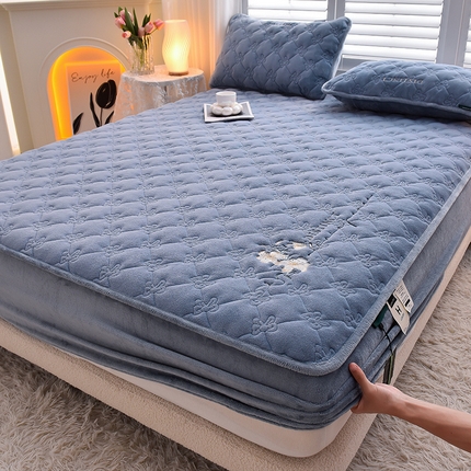 91家纺网 家纺一手货源 找家纺 好眠好梦家纺 2024新款A类宝宝绒床笠-百合花开 兰灰