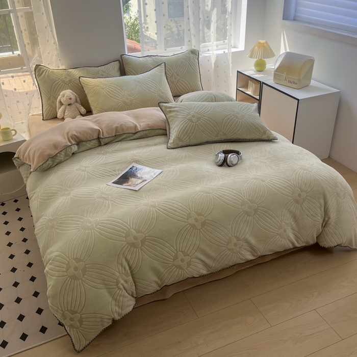 91家纺网 家纺一手货源 找家纺 晚依家纺 2024新款230g全消光牛奶绒四件套 新泽西-绿