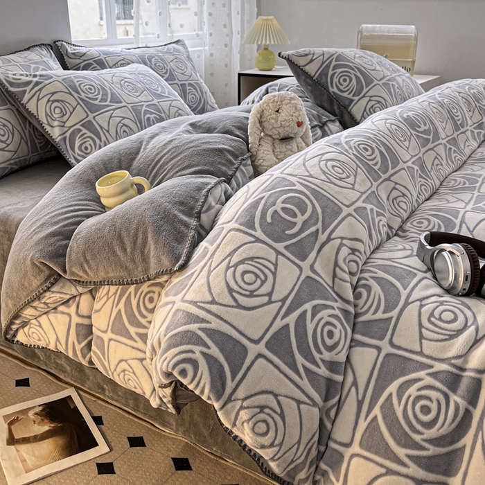 91家纺网 家纺一手货源 找家纺 （总）晚依家纺 2024新款230g全消光牛奶绒四件套