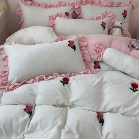 91家纺网 家纺一手货源 找家纺 （总）丝印良品 2024秋冬韩版公主风牛奶绒四件套