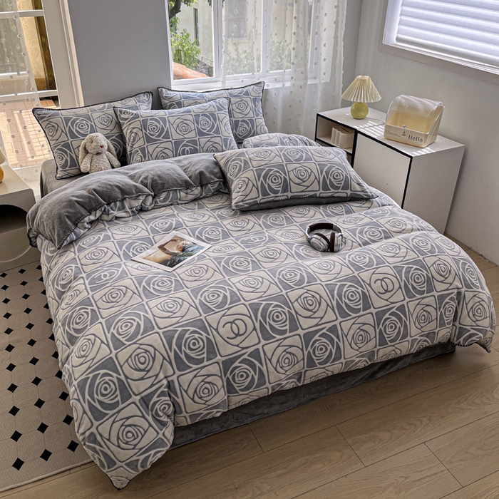 91家纺网 家纺一手货源 找家纺 （总）晚依家纺 2024新款230g全消光牛奶绒四件套