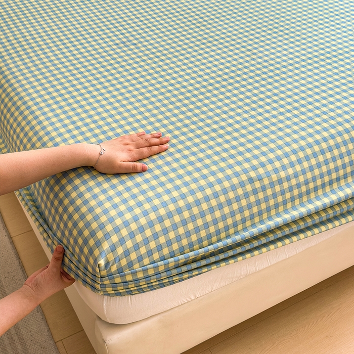 91家纺网 家纺一手货源 找家纺 芃成家纺 2024新款原棉加厚生态磨毛单床笠 蓝黄小格