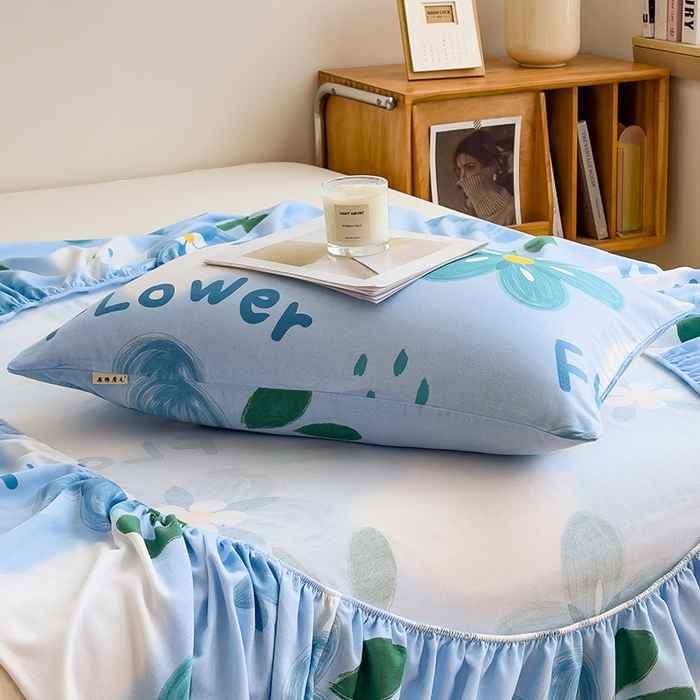 91家纺网 家纺一手货源 找家纺 芃成家纺 2024新款原棉加厚生态磨毛单枕套 秘密花园-蓝
