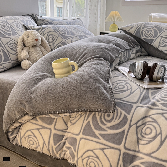 91家纺网 家纺一手货源 找家纺 （总）晚依家纺 2024新款230g全消光牛奶绒四件套