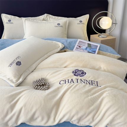 91家纺网 家纺一手货源 找家纺 （总）灰鲸 2025新款A类牛奶绒轻奢刺绣四件套