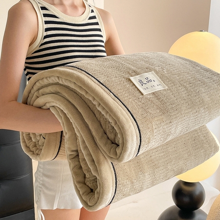 91家纺网 家纺一手货源 找家纺 （总）欧邦 新款提花针织绒拉链款毯子牛奶绒单被套毯三件套