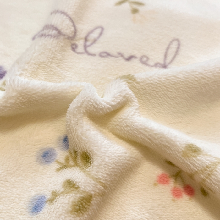 91家纺网 家纺一手货源 找家纺 2025新款田园花卉类印花牛奶绒被套单件 蝴蝶花