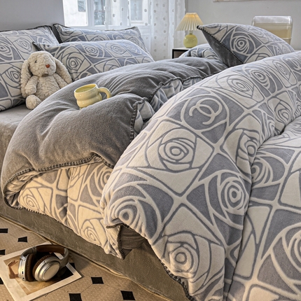 （总）晚依家纺 2024新款230g全消光牛奶绒四件套