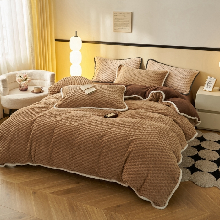 91家纺网 家纺一手货源 找家纺 吾诺家居 2024新款大豆豆绒可拆洗冬被 大豆豆-咖