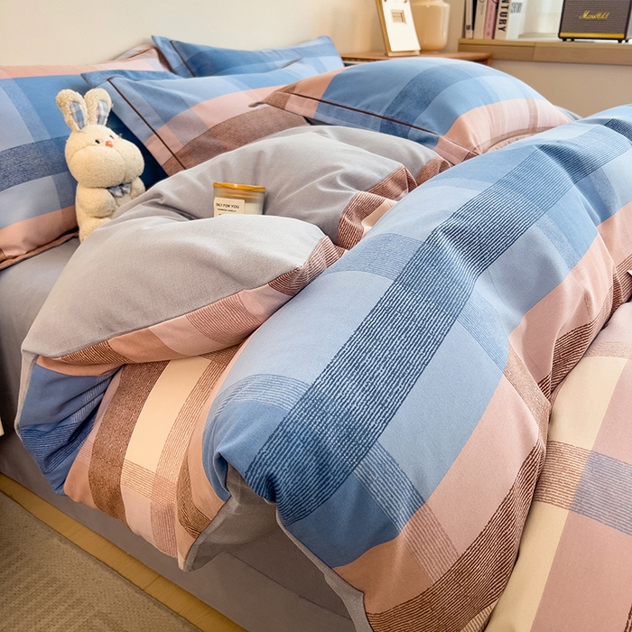 91家纺网 家纺一手货源 找家纺 芃成家纺 2024新款原棉加厚生态磨毛单被套 蓝调