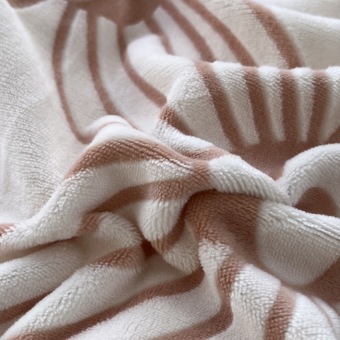 91家纺网 家纺一手货源 找家纺 晚依家纺 2024新款230g全消光牛奶绒四件套 新泽西-粉灰