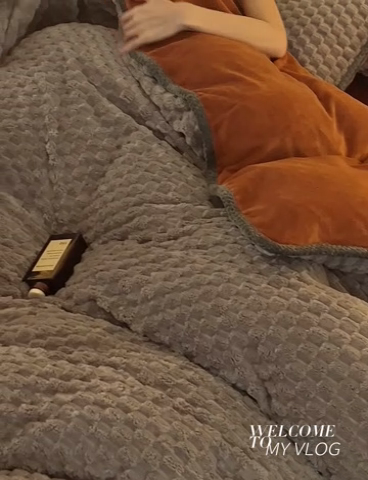 91家纺网 家纺一手货源 找家纺 吾诺家居 2024新款大豆豆绒可拆洗冬被 大豆豆-灰