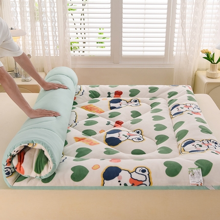 91家纺网 家纺一手货源 找家纺 （总）富威堡家纺 2025新款高克重牛奶绒棉花床垫系列