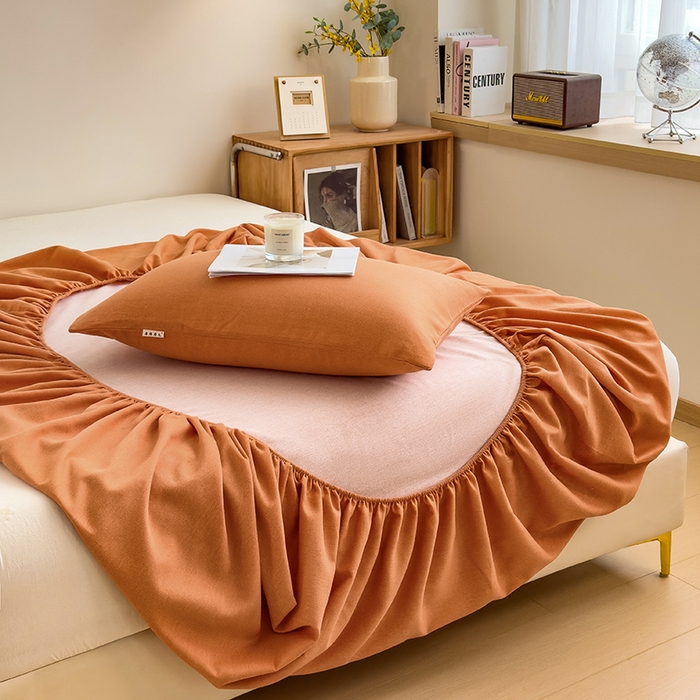 91家纺网 家纺一手货源 找家纺 芃成家纺 2024新款原棉加厚生态磨毛单床笠 南瓜色