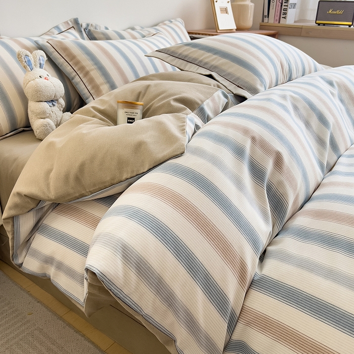 91家纺网 家纺一手货源 找家纺 芃成家纺 2024新款原棉加厚生态磨毛四件套 气质细条